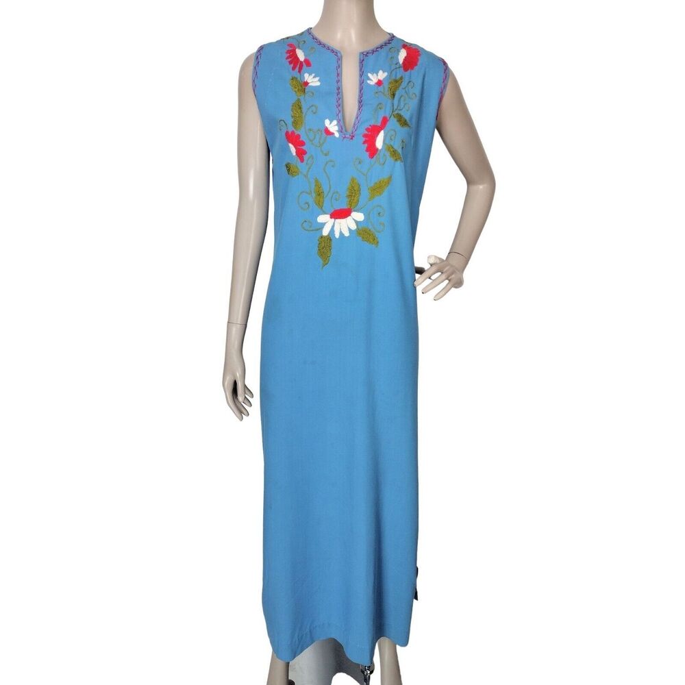 Vintage 70s Rodelinda Mexican Oaxacan Sleeveless Floral Embroidered Dress S/M/L